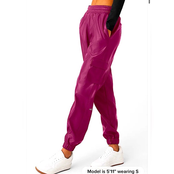 Alo Yoga Women's Faux Leather Jogger Pants - NWT, size S Track Pants &  Joggers